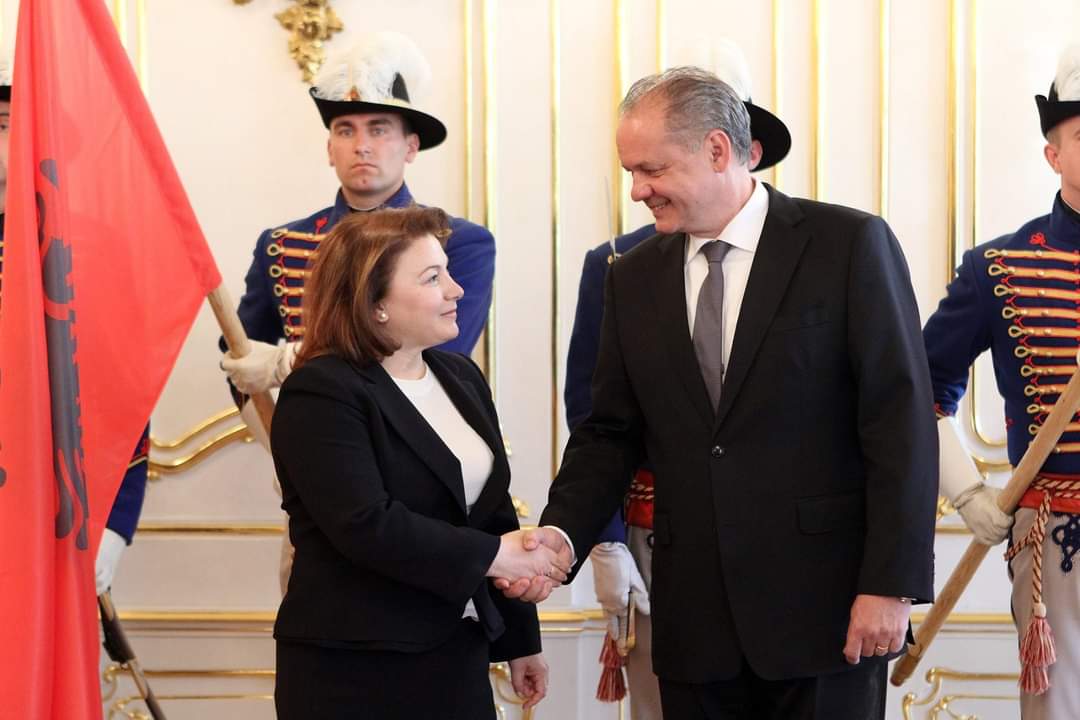 “La noi, în Albania, Musafirul e tratat ca un rege” – interviu cu Excelența Sa, doamna Enkeleda Merkuri, Ambasadorul Albaniei la București