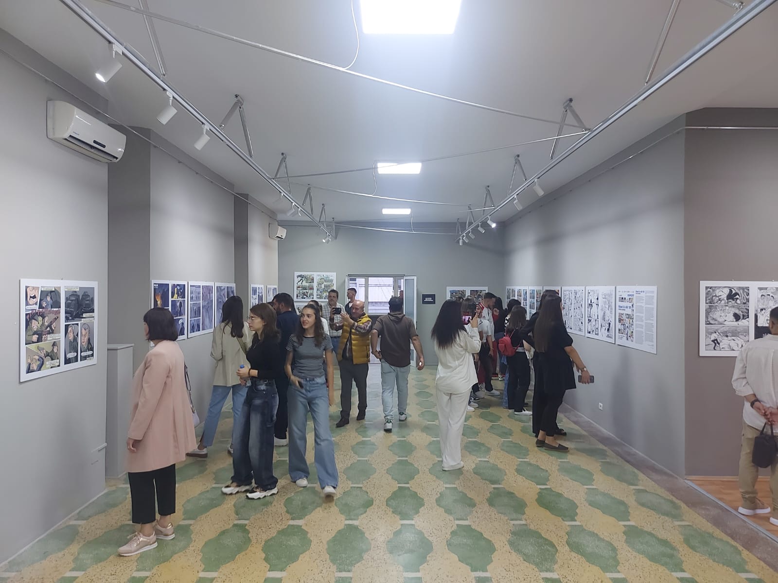 EXPOZITIA „ISTORII DIN '89 ÎN BENZI DESENATE"