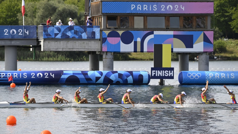 Lojëra Olimpike 2024 medalje  e artë për Rumaninë, në kanotazh 8+1 për femra 